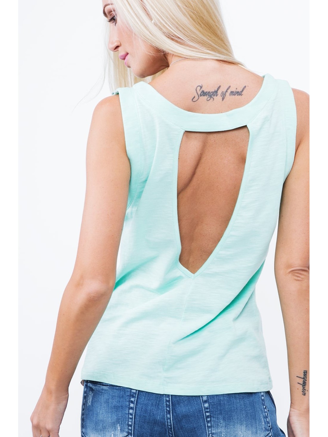 Damen-T-Shirt mit Ausschnitt auf der Rückseite, mint ZZ1095 – Online-Shop – Boutique